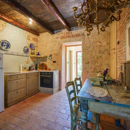 Casa Rossa بيت للعطل